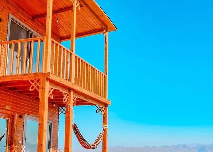 Hotel Mermaid Camp
