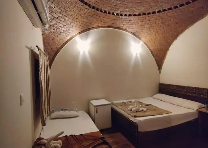 Mermaid Camp Hotel *