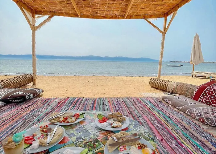 Hotel Mermaid Camp *