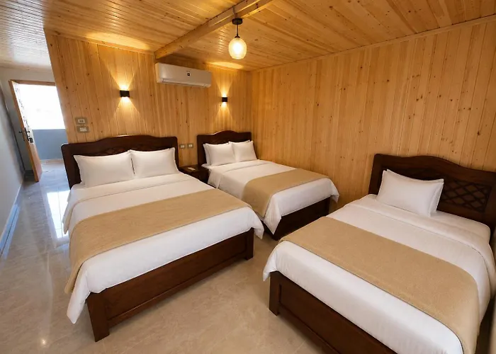 Mermaid Camp Hotel *